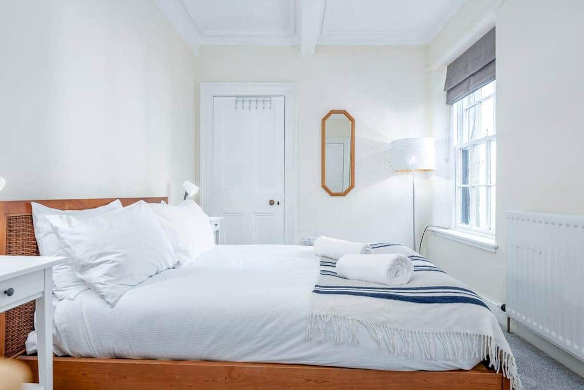Skye Sands - Westview House Сейнт Андрюс Екстериор снимка